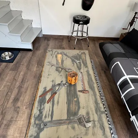 Le Garage Chic דירה וויסטרהאם